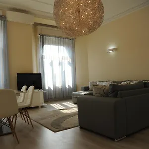 Appartamento Budapesteasyflat Basilica Lux